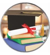 // Diplomaosztóra alkalmi érem névre szóló ajándékkártyával, díszborítékban , színezett érem, díszborítékban //