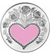 Kislány születését köszöntő érem névre szóló ajándékkártyával, díszborítékban